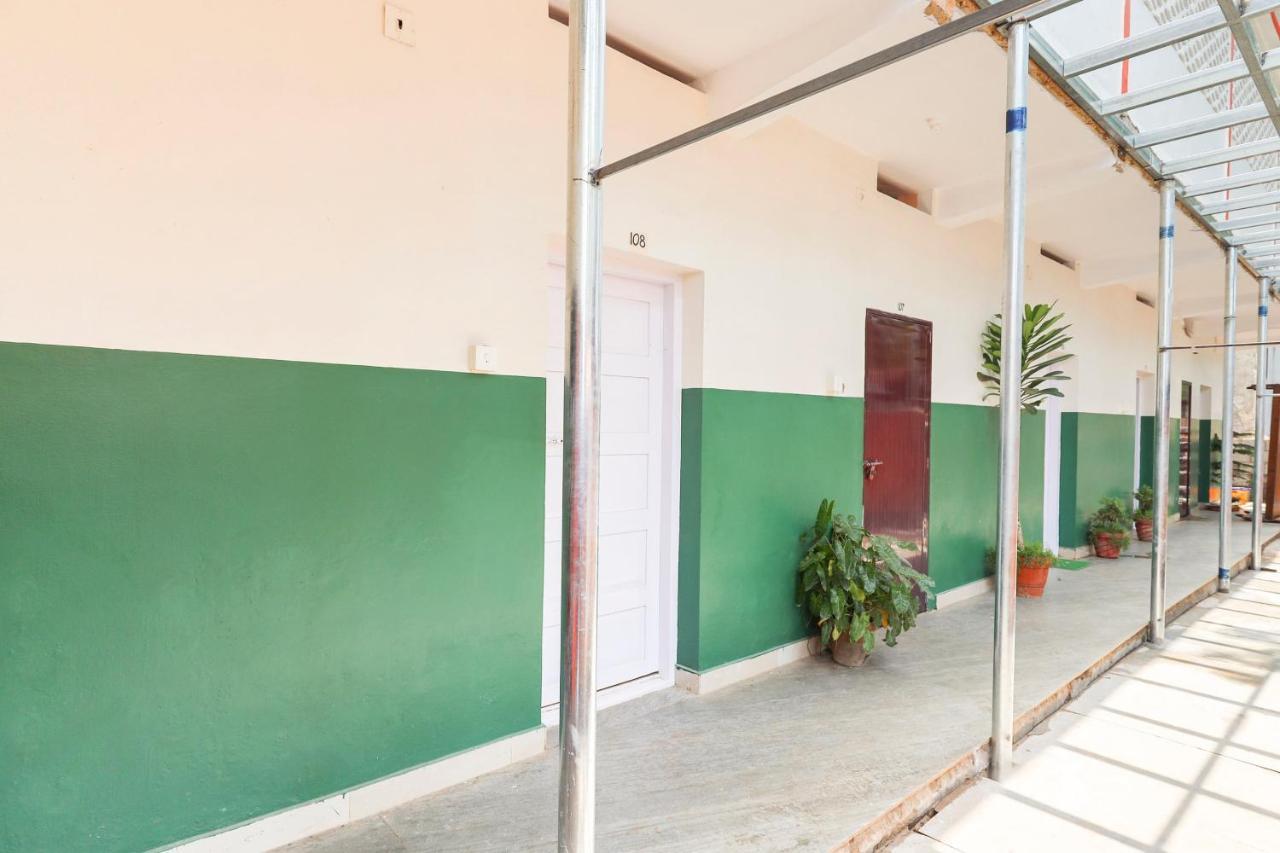 Spot On 68111 Jeena Motels Kollam Exterior photo