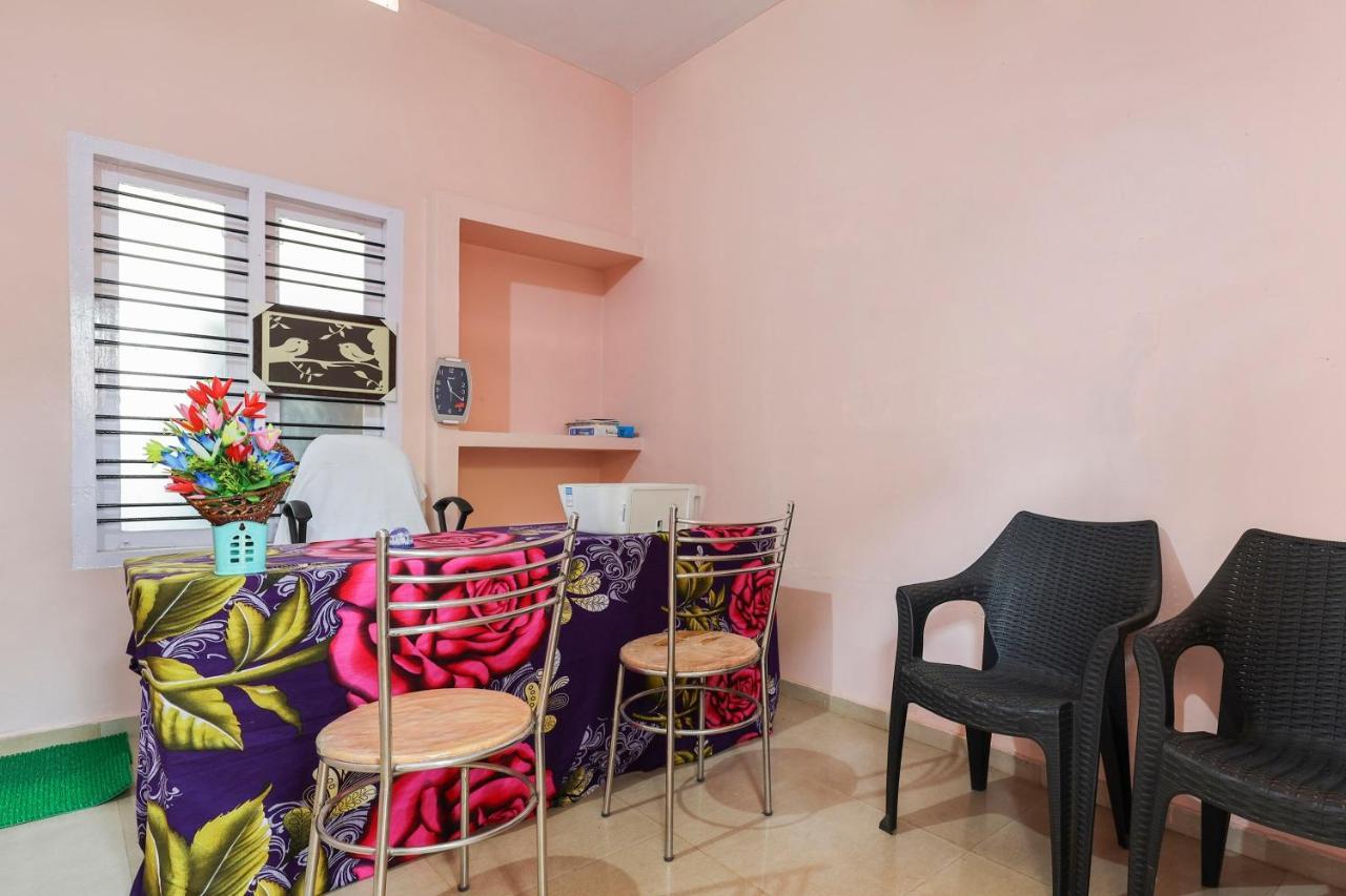 Spot On 68111 Jeena Motels Kollam Exterior photo